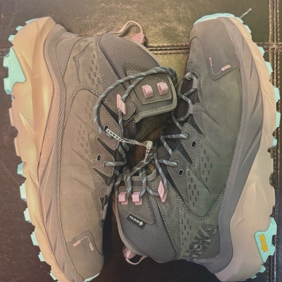 Hoka Shoes - NEW Hoka One Kaha 2 GORE-TEX Size 9B Womens Castlerock Coastal Grey Hiking Boots